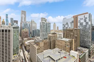 200 N Dearborn St, Chicago, IL 60601 - Photo 11