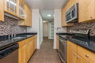 200 N Dearborn St, Chicago, IL 60601 - Photo 3
