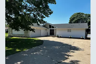 12795 Lawrence Road, Sterling, IL 61081 - Photo 1