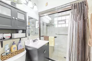 3739 Clinton Ave, Berwyn, IL 60402 - Photo 11