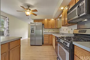 486 St Marys Pkwy, Buffalo Grove, IL 60089 - Photo 7