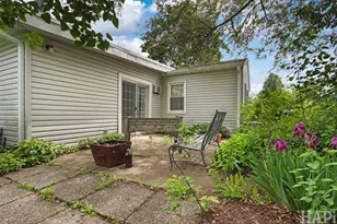 486 St Marys Pkwy, Buffalo Grove, IL 60089 - Photo 17