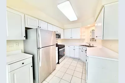1329 Newport Street, Mundelein, IL 60060 - Photo 9