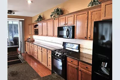 12304 Laurel Lane, Huntley, IL 60142 - Photo 5