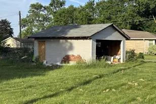202 S State St, Annawan, IL 61234 - Photo 3