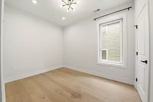 2341 W Adams St, Chicago, IL 60612 - Photo 11