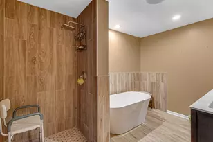 9120 S Keeler Ave, Oak Lawn, IL 60453 - Photo 17
