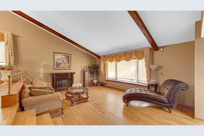 9120 S Keeler Avenue, Oak Lawn, IL 60453 - Photo 5