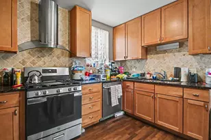 850 N Keystone Ave, Chicago, IL 60651 - Photo 9