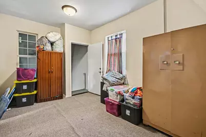 850 N Keystone Avenue, Chicago, IL 60651 - Photo 17