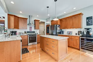 514 Rollingwood Dr, Shorewood, IL 60404 - Photo 9