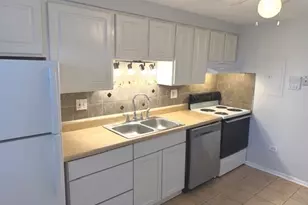 1030 W 18th St, Broadview, IL 60155 - Photo 13