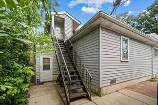 2490 Green Bay Rd, Highland Park, IL 60035 - Photo 3