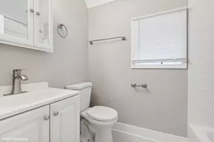 2490 Green Bay Rd, Highland Park, IL 60035 - Photo 21