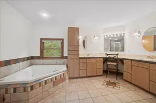 12266 N Grove Rd, Sycamore, IL 60178 - Photo 27
