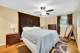 1105 N Hemlock Ln, Mount Prospect, IL 60056 - Photo 19