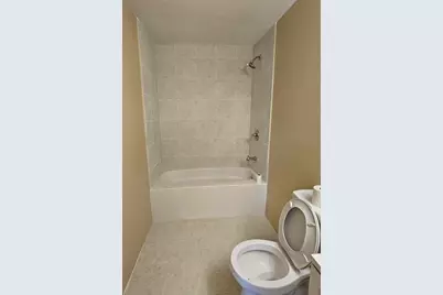 3015 Ezekiel Avenue, Zion, IL 60099 - Photo 11