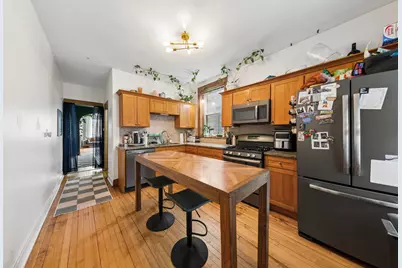 2434 N Albany Avenue, Chicago, IL 60647 - Photo 17