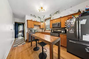 2434 N Albany Ave, Chicago, IL 60647 - Photo 17