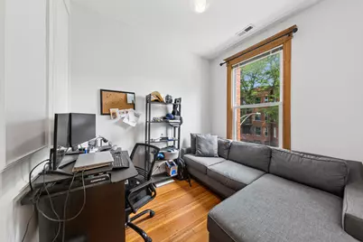 2434 N Albany Avenue, Chicago, IL 60647 - Photo 11