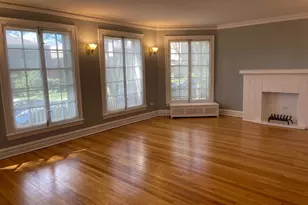 723 Dobson St, Evanston, IL 60202 - Photo 3