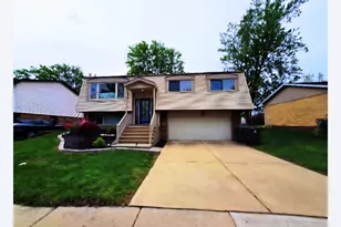 7447 160th Pl, Tinley Park, IL 60477 - Photo 1