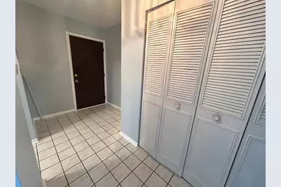 8970 N Parkside Avenue #416, Des Plaines, IL 60016 - Photo 5
