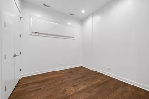 529 N Claremont Ave, Chicago, IL 60612 - Photo 9