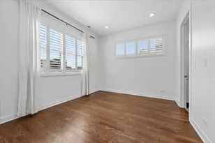 529 N Claremont Ave, Chicago, IL 60612 - Photo 11