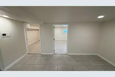 2750 S Sacramento Avenue, Chicago, IL 60623 - Photo 19