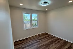 2750 S Sacramento Ave, Chicago, IL 60623 - Photo 7