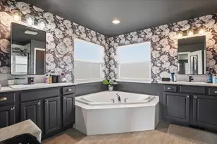 650 Iris Ct, Lake Villa, IL 60046 - Photo 29