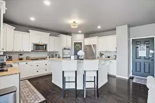 650 Iris Ct, Lake Villa, IL 60046 - Photo 19