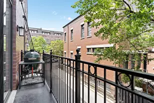 2631 N Hartland Ct, Chicago, IL 60614 - Photo 35