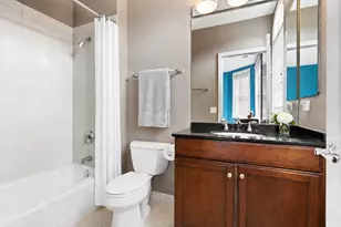 2631 N Hartland Ct, Chicago, IL 60614 - Photo 25