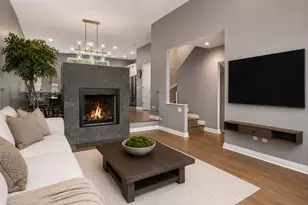 2631 N Hartland Ct, Chicago, IL 60614 - Photo 7