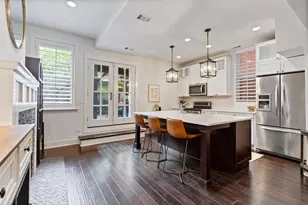 2626 N Wayne Ave, Chicago, IL 60614 - Photo 3