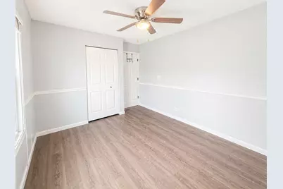 828 Huron Court, Carol Stream, IL 60188 - Photo 13