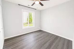 828 Huron Ct, Carol Stream, IL 60188 - Photo 17