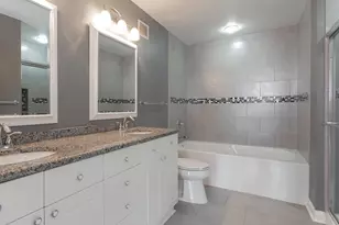 330 N Jefferson St, Chicago, IL 60661 - Photo 13