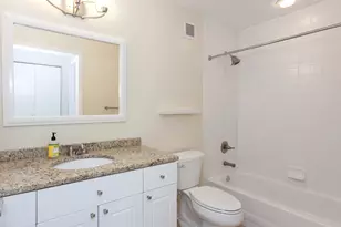 330 N Jefferson St, Chicago, IL 60661 - Photo 17