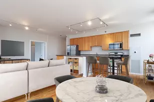 330 N Jefferson St, Chicago, IL 60661 - Photo 5