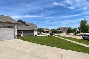 1807 Horizon Ct, Mahomet, IL 61853 - Photo 37