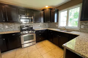 1807 Horizon Ct, Mahomet, IL 61853 - Photo 9