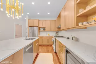 1718 W Superior St, Chicago, IL 60622 - Photo 21