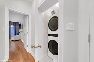 1718 W Superior St, Chicago, IL 60622 - Photo 51