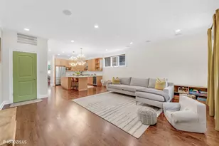 1718 W Superior St, Chicago, IL 60622 - Photo 29