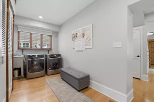822 S Chester Ave, Park Ridge, IL 60068 - Photo 15