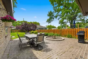 822 S Chester Ave, Park Ridge, IL 60068 - Photo 31