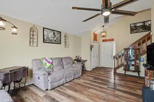 2612 Natalie Dr, Champaign, IL 61822 - Photo 9